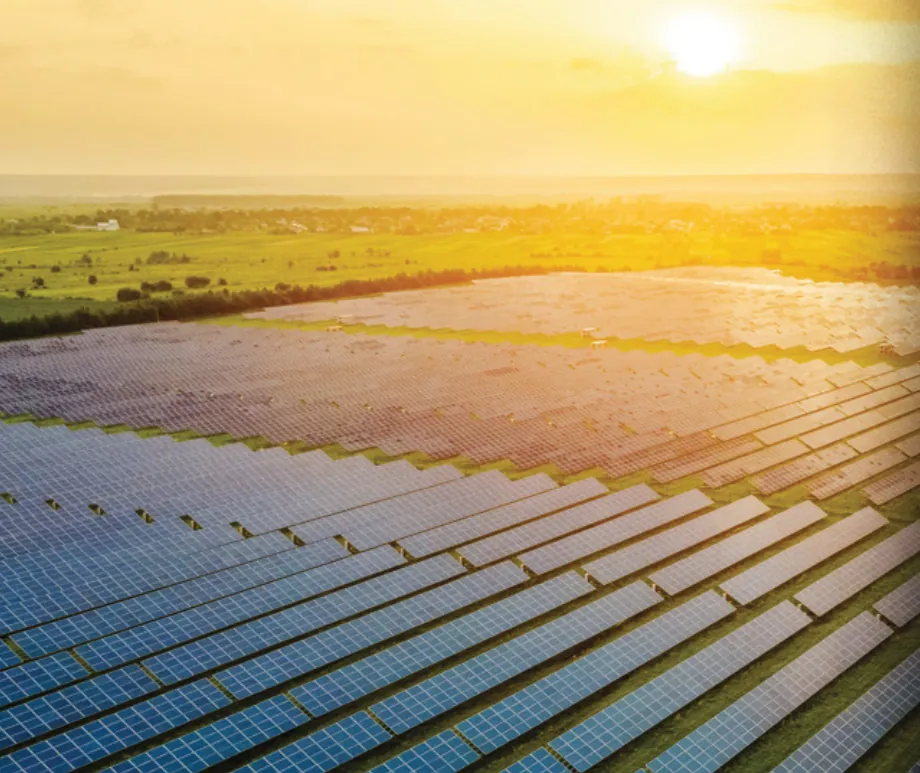 Parc fotovoltaic la apus